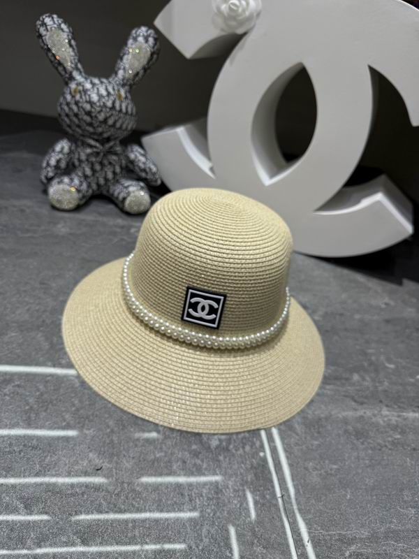 Chanel top hat dx205